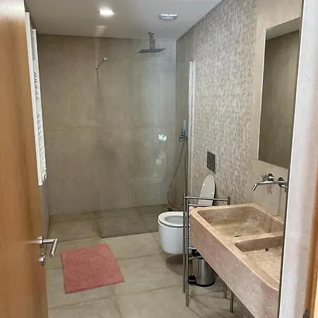빌라 Moradia Com Jaccuzzi E Sky View