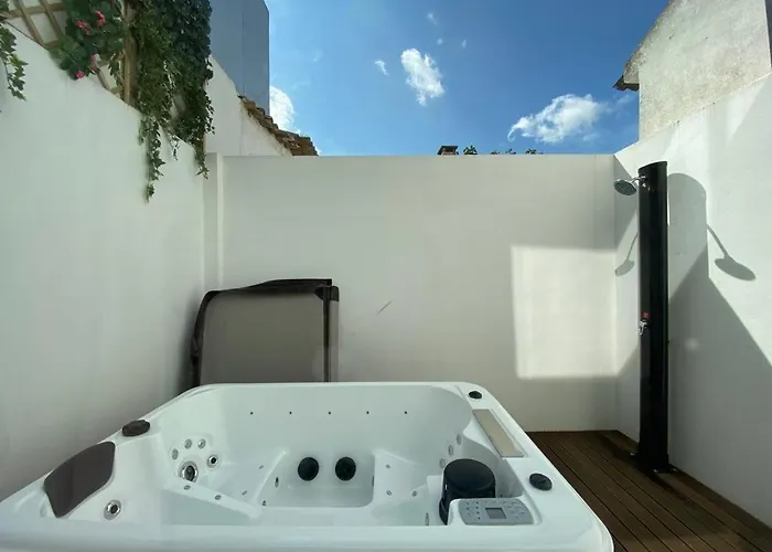 Moradia Com Jaccuzzi E Sky View